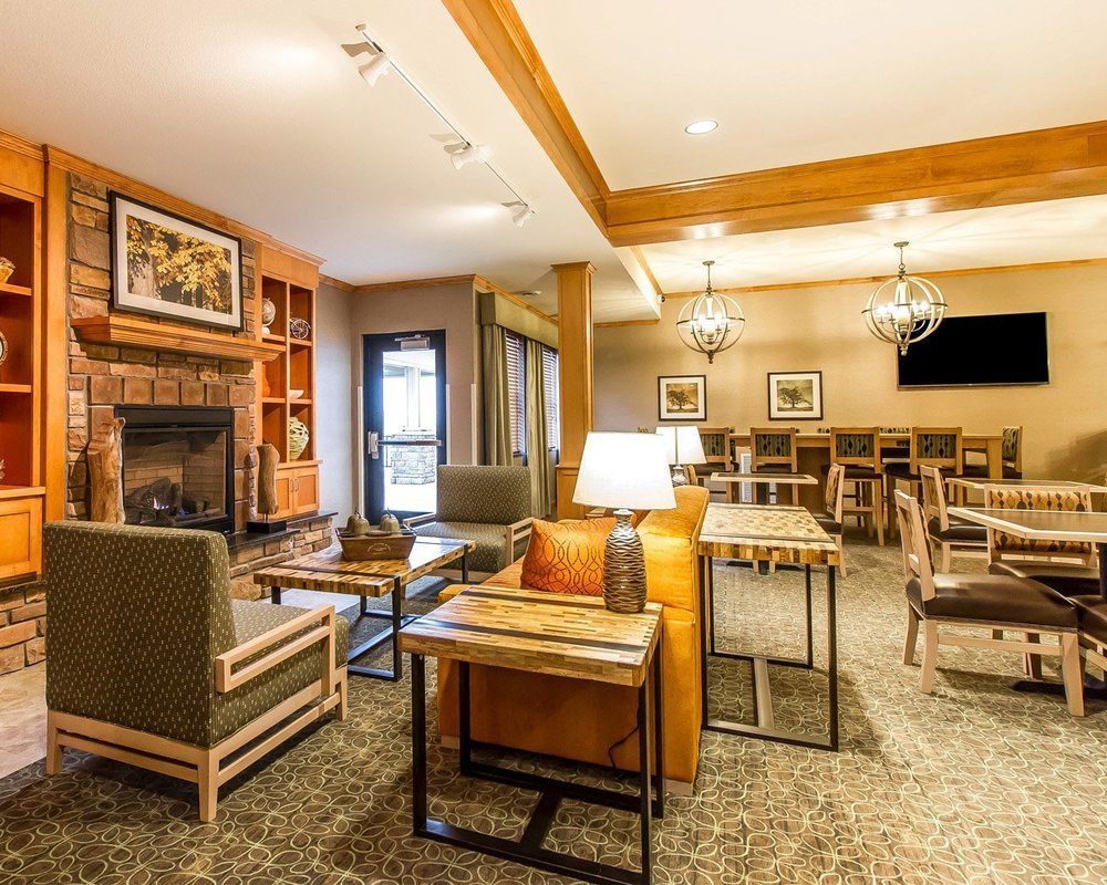 Mainstay Suites Stanley Экстерьер фото