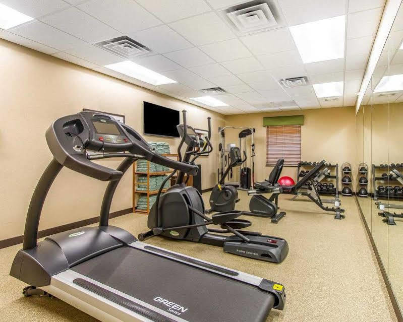 Mainstay Suites Stanley Экстерьер фото